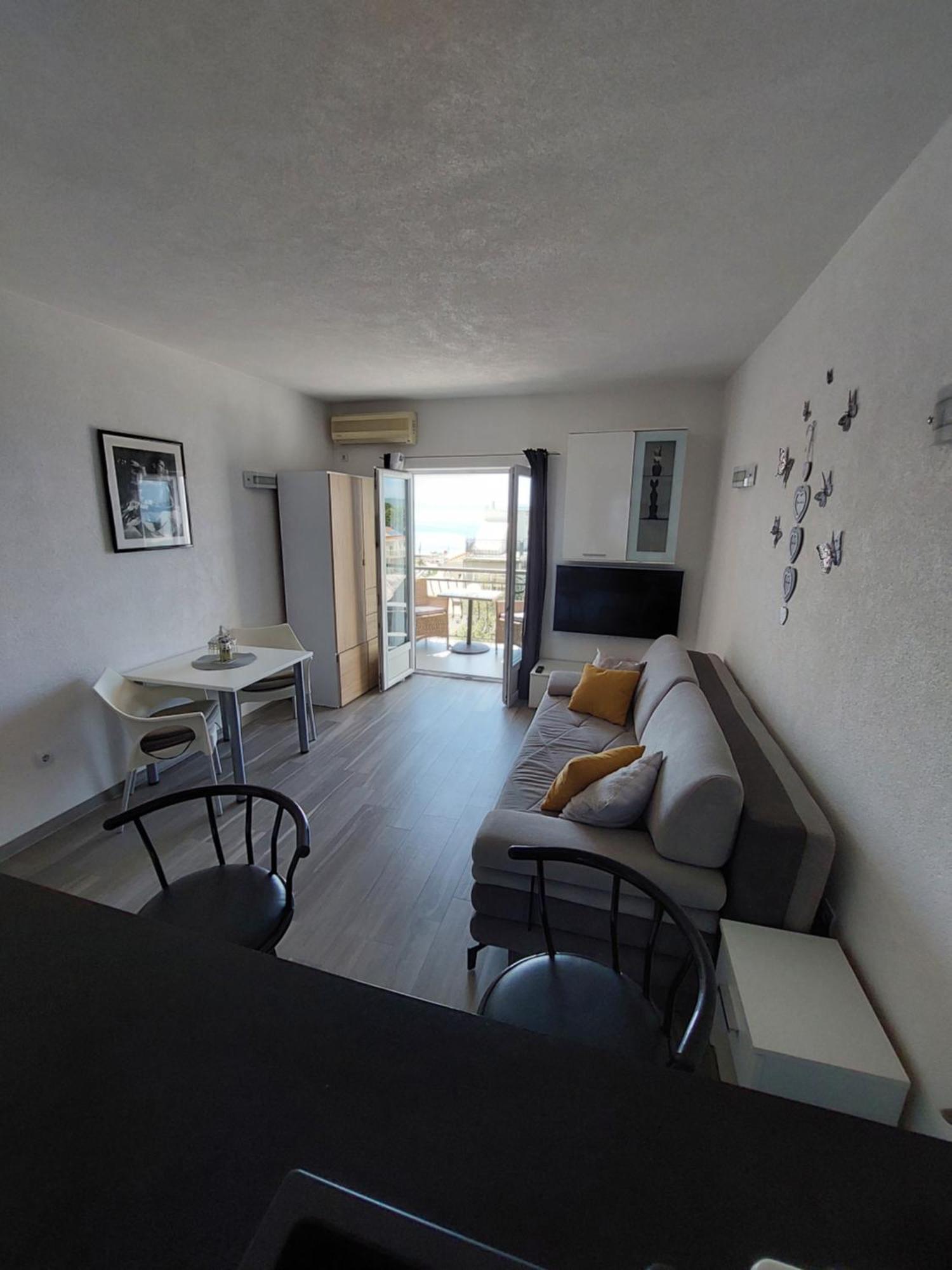 Apartments Matic Baška Voda Szoba fotó