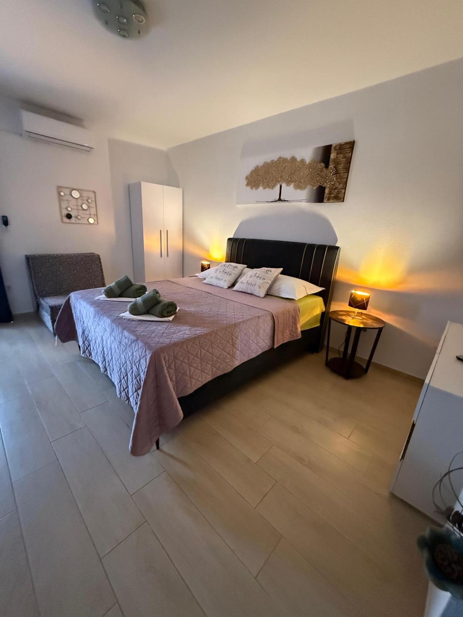 Apartments Matic Baška Voda Szoba fotó