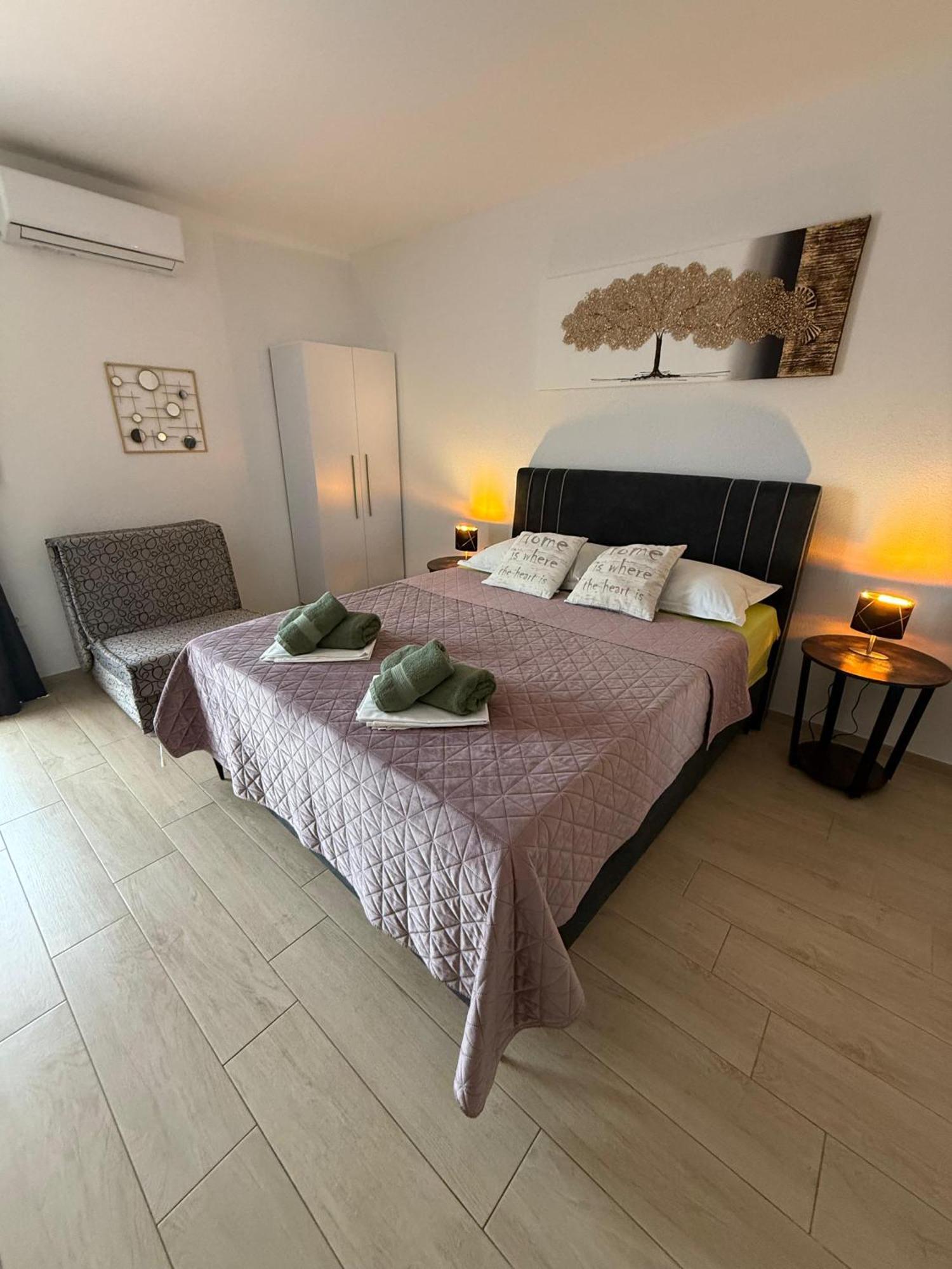 Apartments Matic Baška Voda Szoba fotó