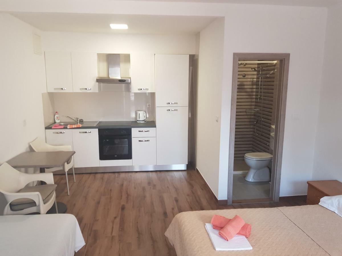Apartments Matic Baška Voda Kültér fotó